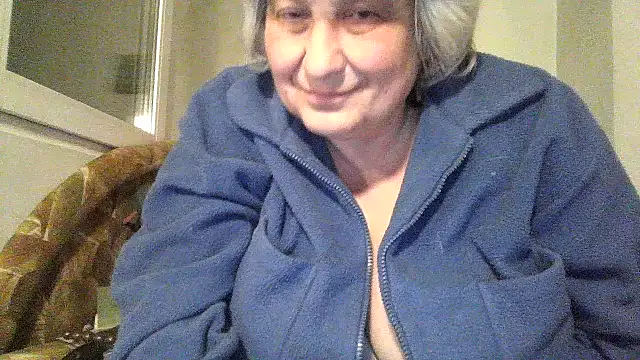 ExquisiteMature webcam