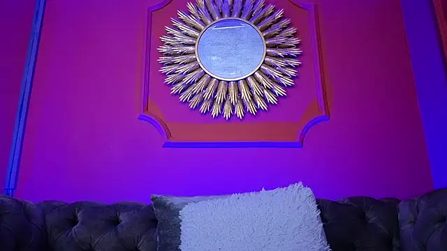 Julieta_Russell webcam