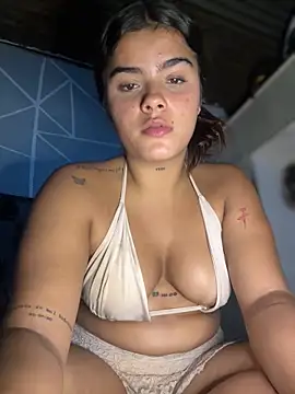 kaily_sweet16 - Kaily_Sweet16's free webcam - UK Sex Cams