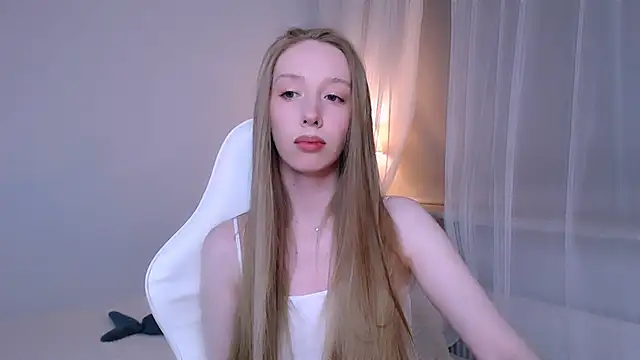 Luna_insniity webcam