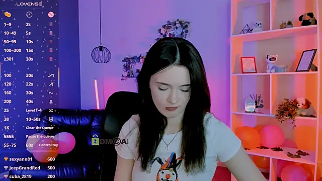 liana_kisses - Liana_kisses's free webcam - UK Sex Cams