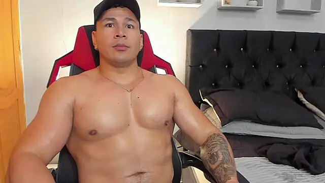 tyler_hank01 live sex cam