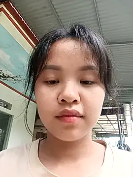 pretty-haert - Pretty-haert's free webcam - UK Sex Cams