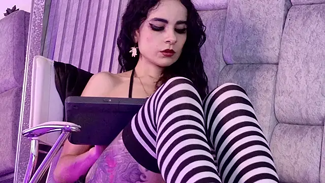 Alice_noir webcam