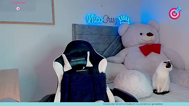 niico_prince Live Webcam on Stripchat