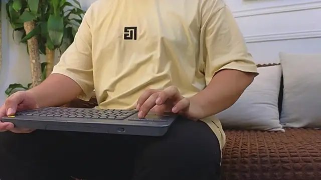 Naim_Bennetsex webcam