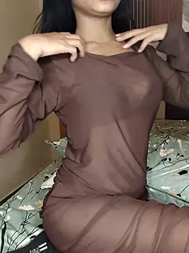 Webcam Model (18riyaa)  is live.Free join now!