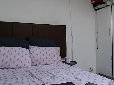 Sweet_nicole98 webcam