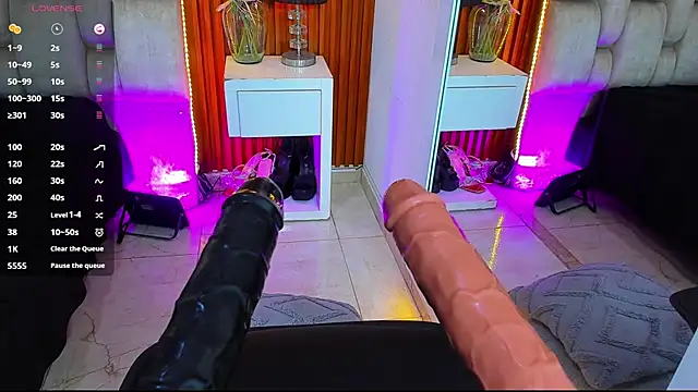 whitney_white_ webcam