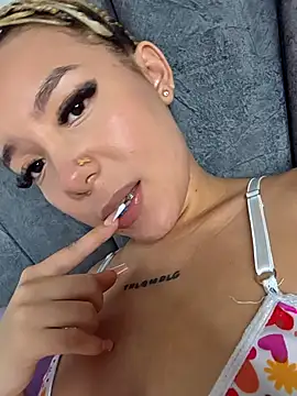 alaia_princess webcam