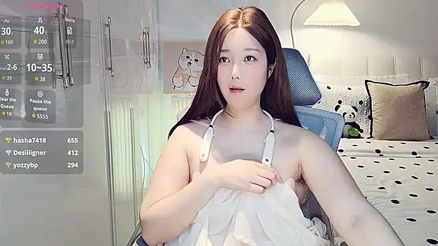 美女Xiaotantan-99在线直播