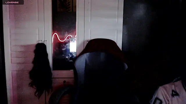 NastyMistressHUGEx webcam