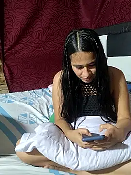 Lunasophia_noham webcam