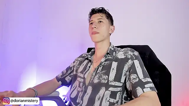 Dorianmistery2322_ webcam