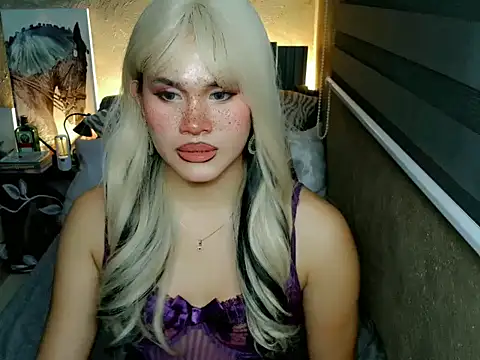 YllanaAltheaXxX webcam