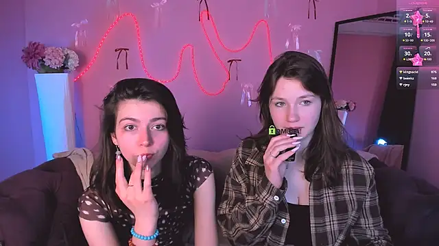 kitniss_dreamy webcam