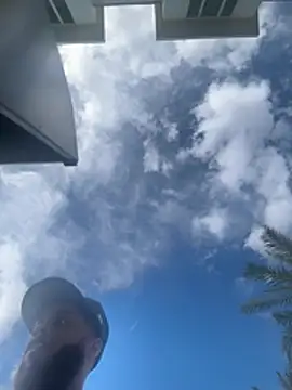 Ladysloveeguttq webcam