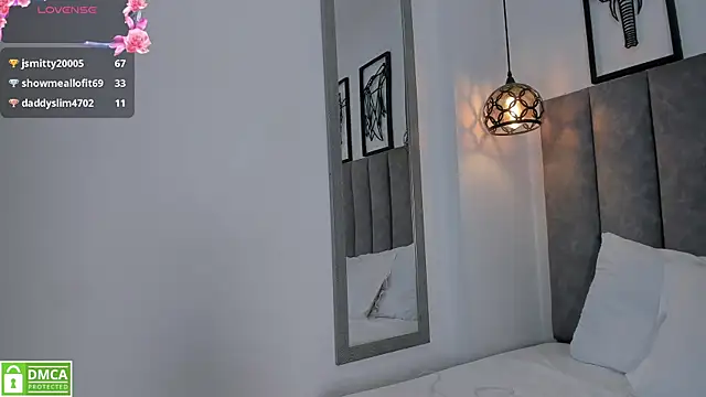 Natasha_Marin webcam