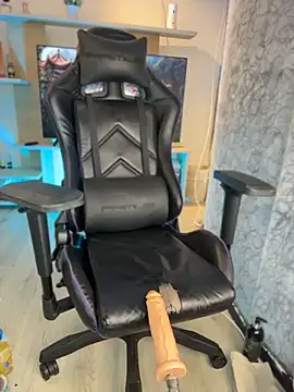 saracaball_'s live cam