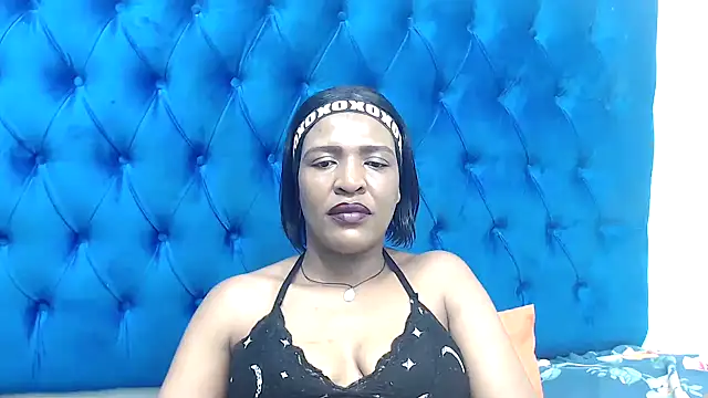 SpicyQueenxxxx webcam