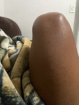 Morenolatino881 webcam