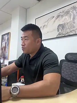 Cunzhangshibage02's live cam