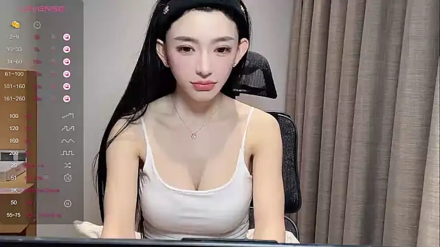 kiki-12 webcam