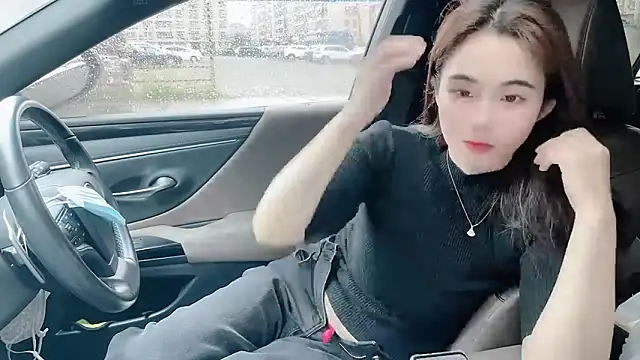 美女orla2021在线直播