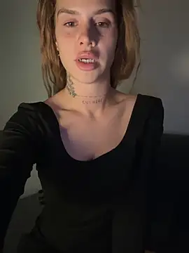 emiliacatalina (F young) - squirt clip