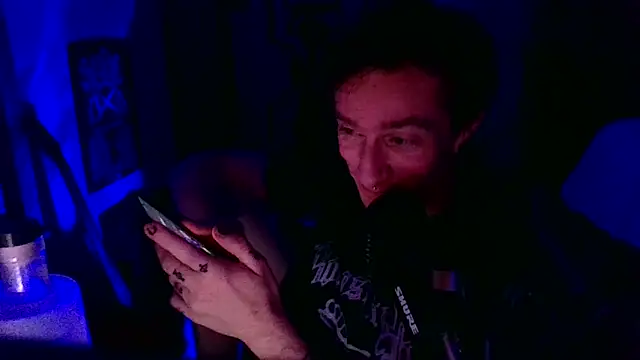 LEVIATHANX666 webcam