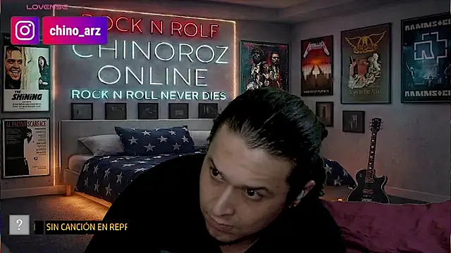 chino_roz webcam