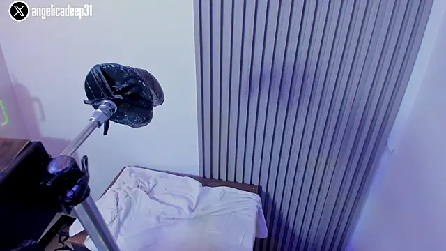 angels_collins webcam