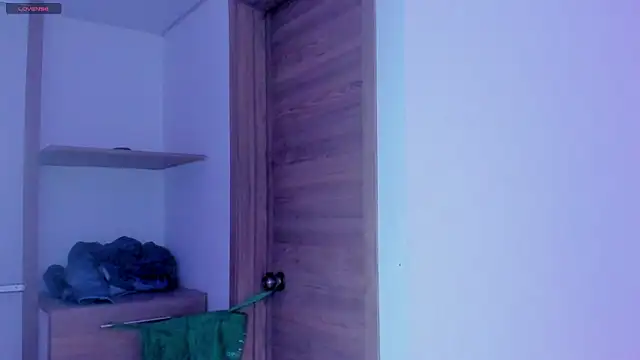 kitty_violet11 webcam