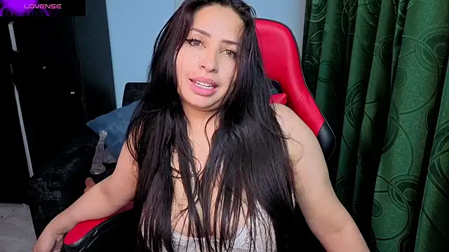 charlotee_lovee69 webcam