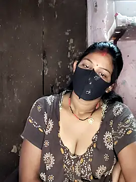 Hotcouplepriya webcam