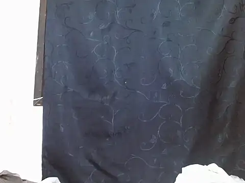 Sendy_Dirty_Fuull webcam