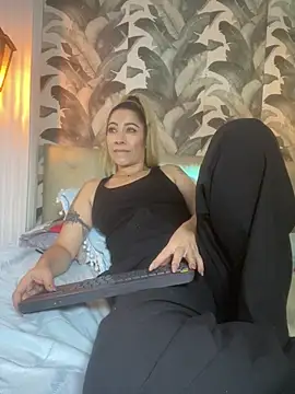 viktoria_davis_ webcam