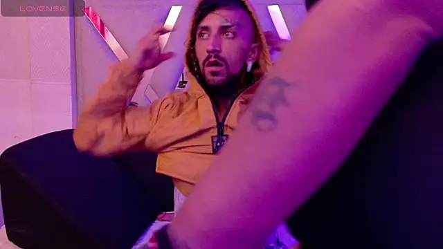 Tattoo_edbosses webcam