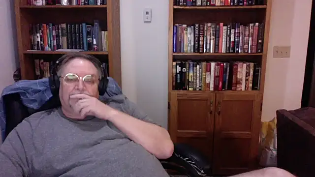 Vinyl22@xh Live Webcam on Stripchat