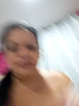 Webcam Model (viviana-sexi) is live