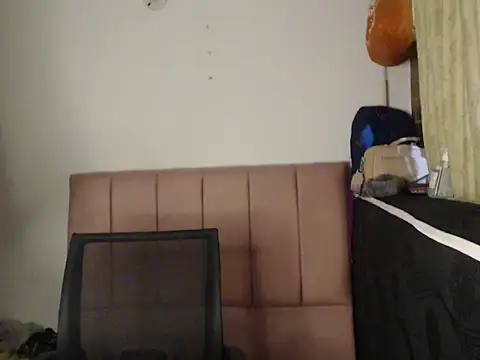 Amber_Blesssed webcam