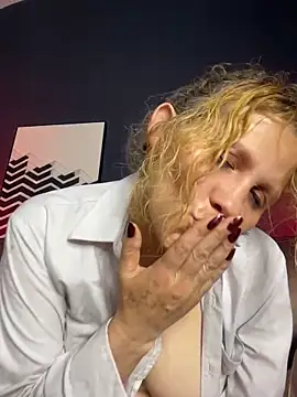 EvangelineLove_ webcam