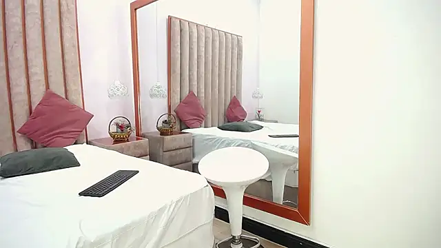 Samanta_Bakher webcam