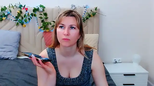 Incredible_Ariela webcam