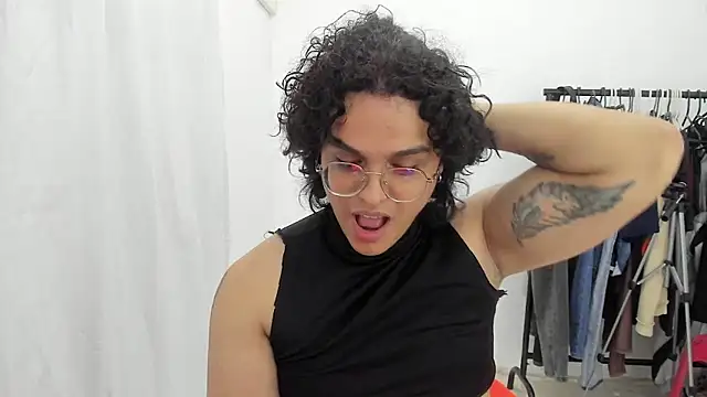 Diane_blossom webcam