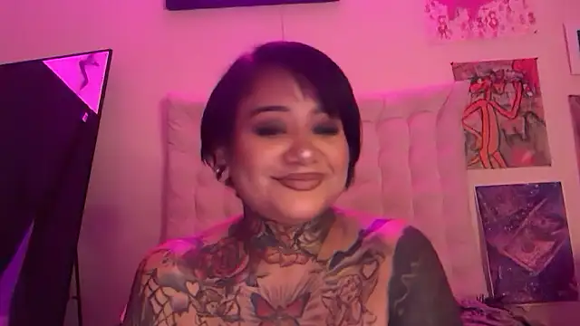 AveryLeexRated webcam