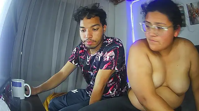 naughtycouplex_ webcam