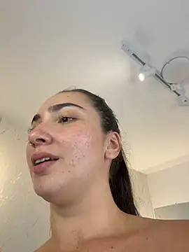 ava_blue (F young) - SQUIRTTT VERY WET