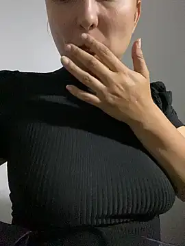 Scarlet_auraa webcam