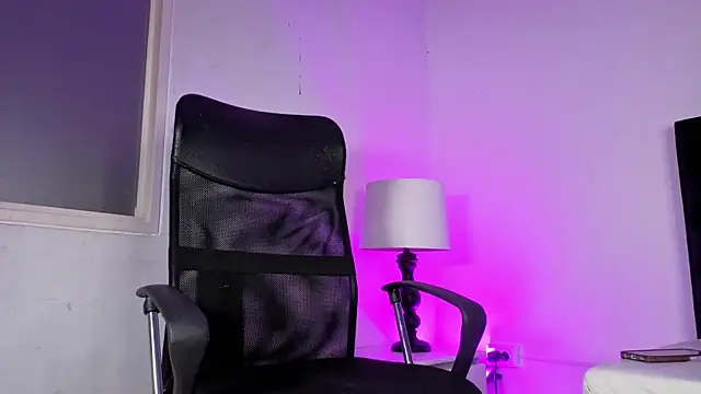 KateValenciaa webcam